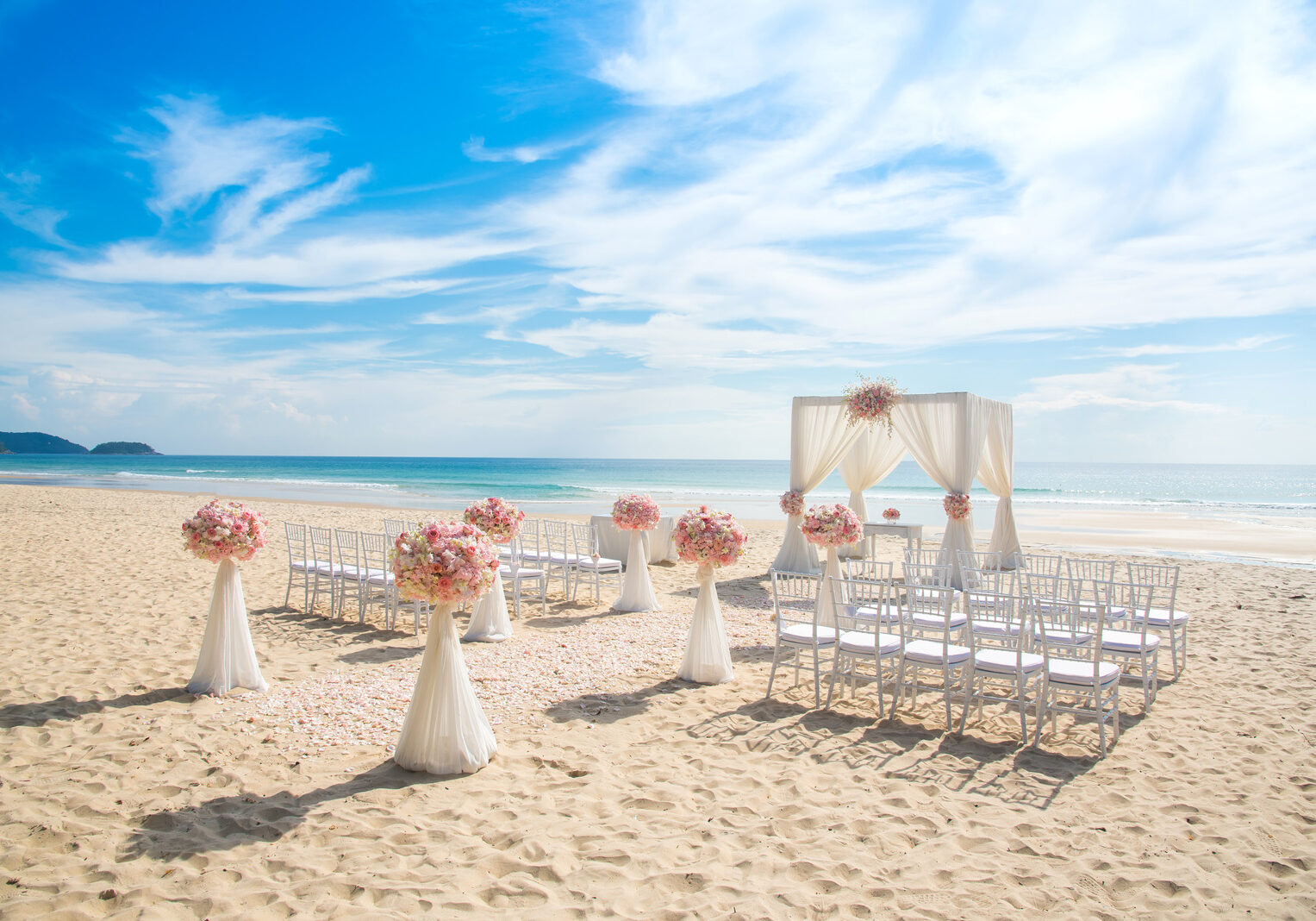Romantic wedding ceremony on the beach Romantic wedding ceremony on the beach